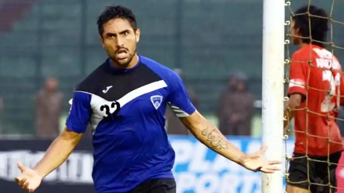 Castaño jugó en varios equipos de Indonesia, donde hoy vive. Archivo.