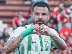 Edwin Cardona convirtió un golazo desde 60 metros para Atlético Nacional