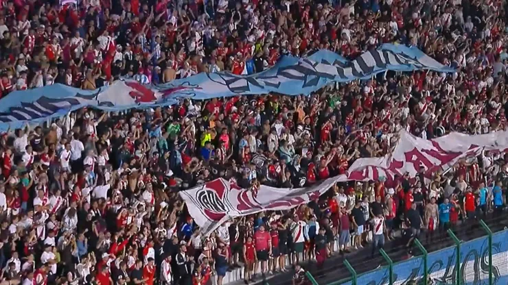 Los hinchas de River dijeron presente en el Campus Municipal de Maldonado