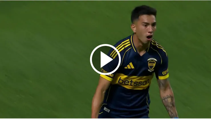 Alan Velasco festeja el empate de Boca ante Olimpia.