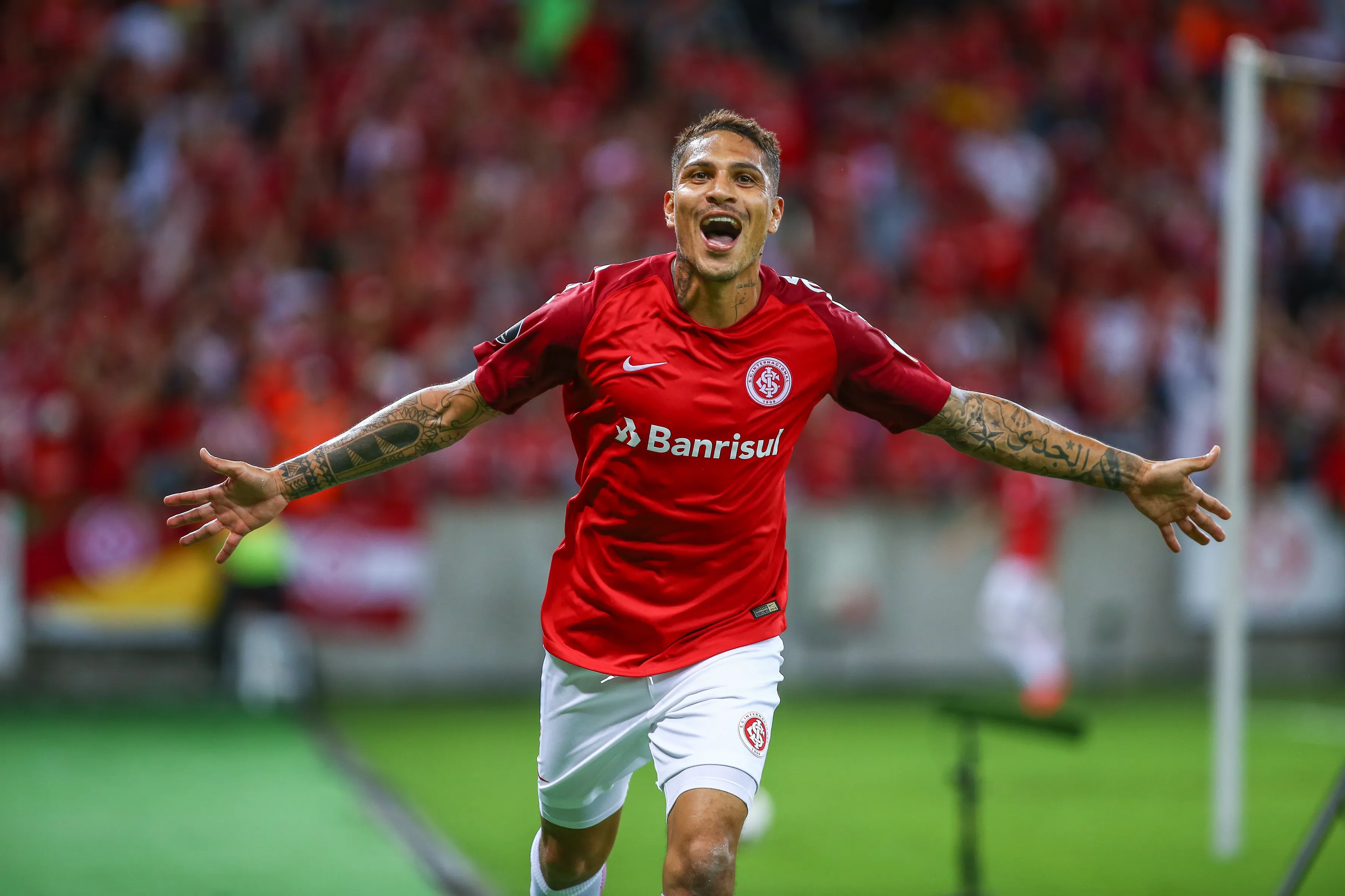 Paolo Guerrero, durante su estadía en Inter de Porto Alegre. (Getty Images)