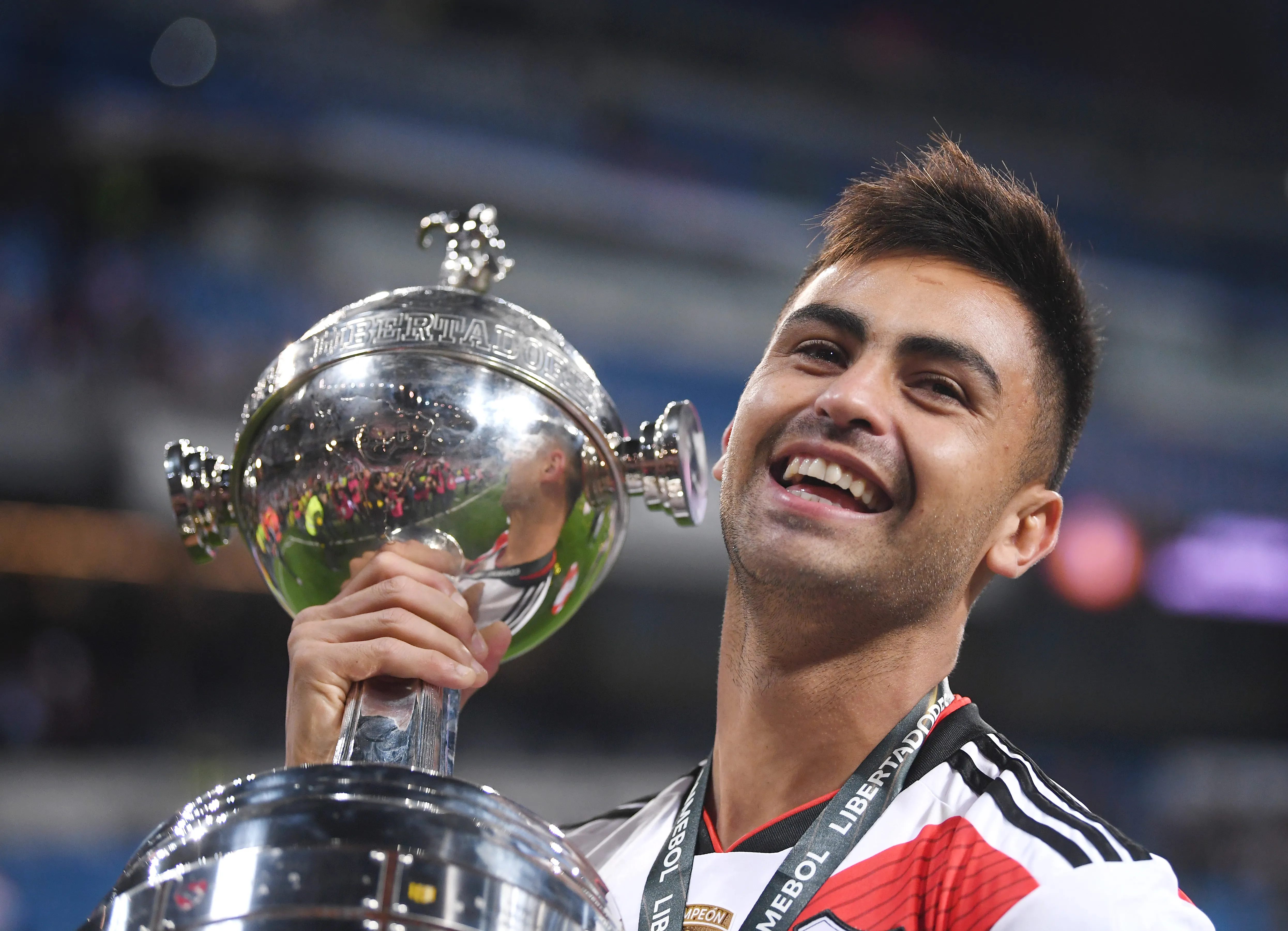 Gonzalo Martínez con la Copa Libertadores 2018, tras el triunfo de River a Boca. (Getty Images)