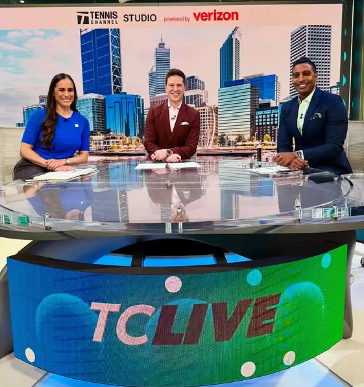 Mónica Puig en Tennis Channel en 2026. (Foto: @monicaace93).