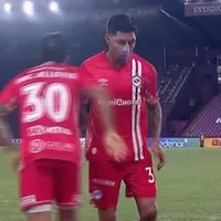 Enzo Pérez estalló de bronca en su primer partido con Argentinos