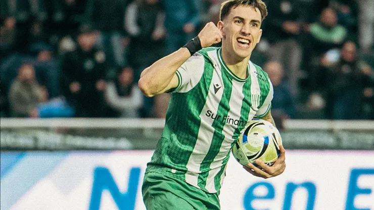 Rodrigo Auzmendi, delantero de Banfield.
