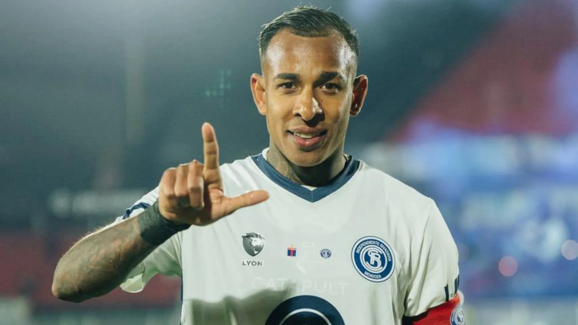 Sebastián Villa, delantero de Independiente Rivadavia.