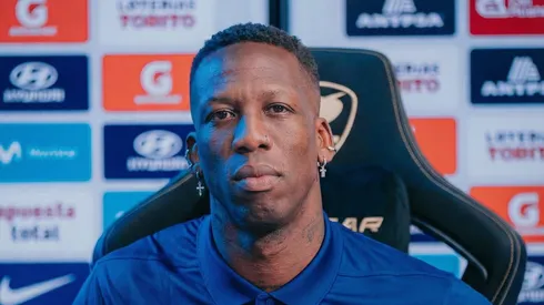 El mal momento que le tocó vivir en Alianza Lima a Luis Advíncula, tras su salida de Boca: invasión de barras y agresión