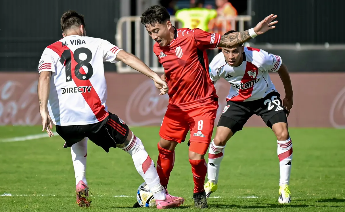 River venció a Barracas por la mínima en su debut por el Torneo ...