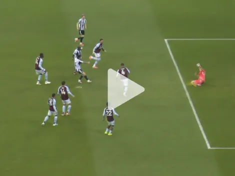 Atajada imponente de Dibu Martínez y golazo de Buendía para Aston Villa vs Newcastle