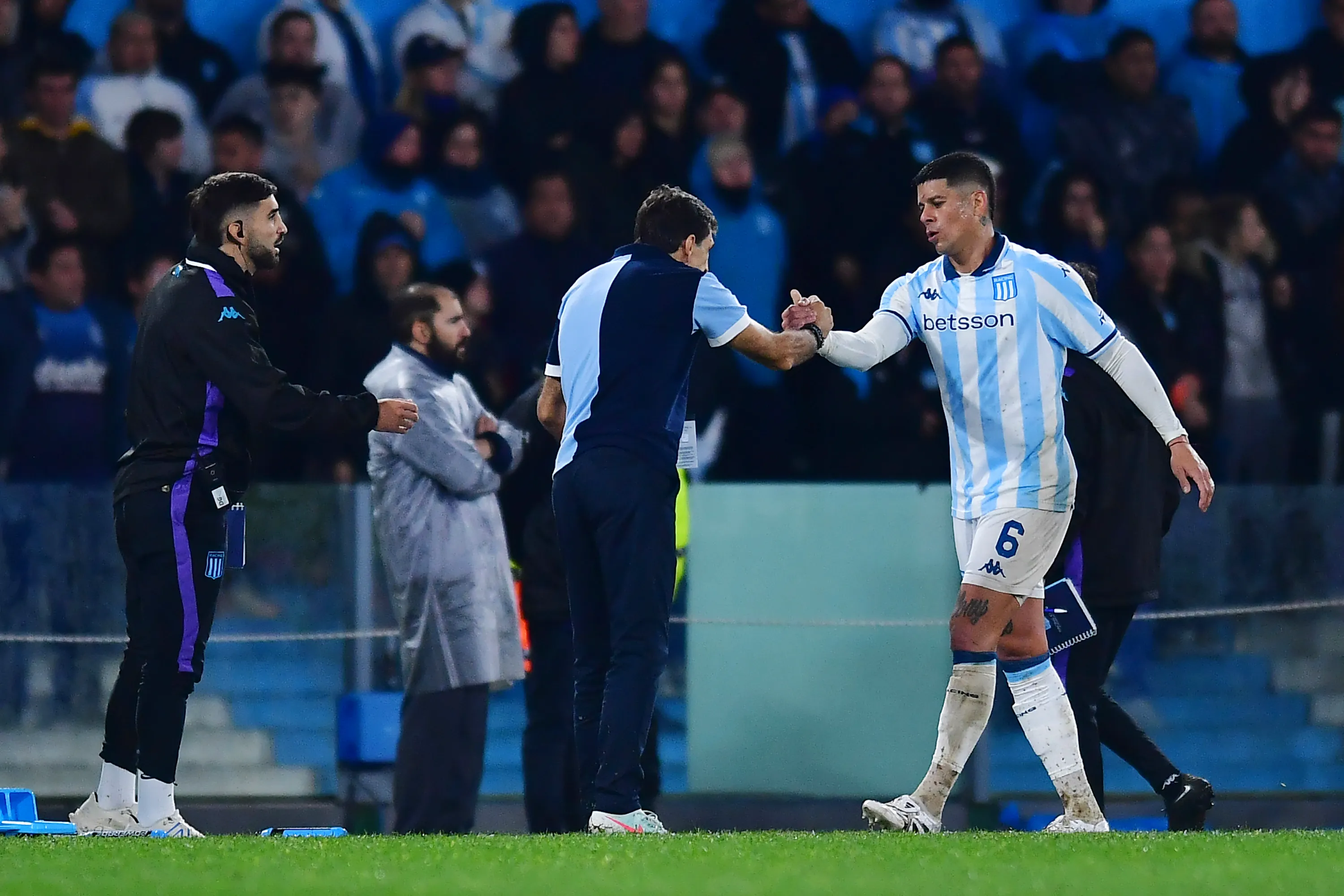 Marcos Rojo y Gustavo Costas en Racing Club. (Getty Images)