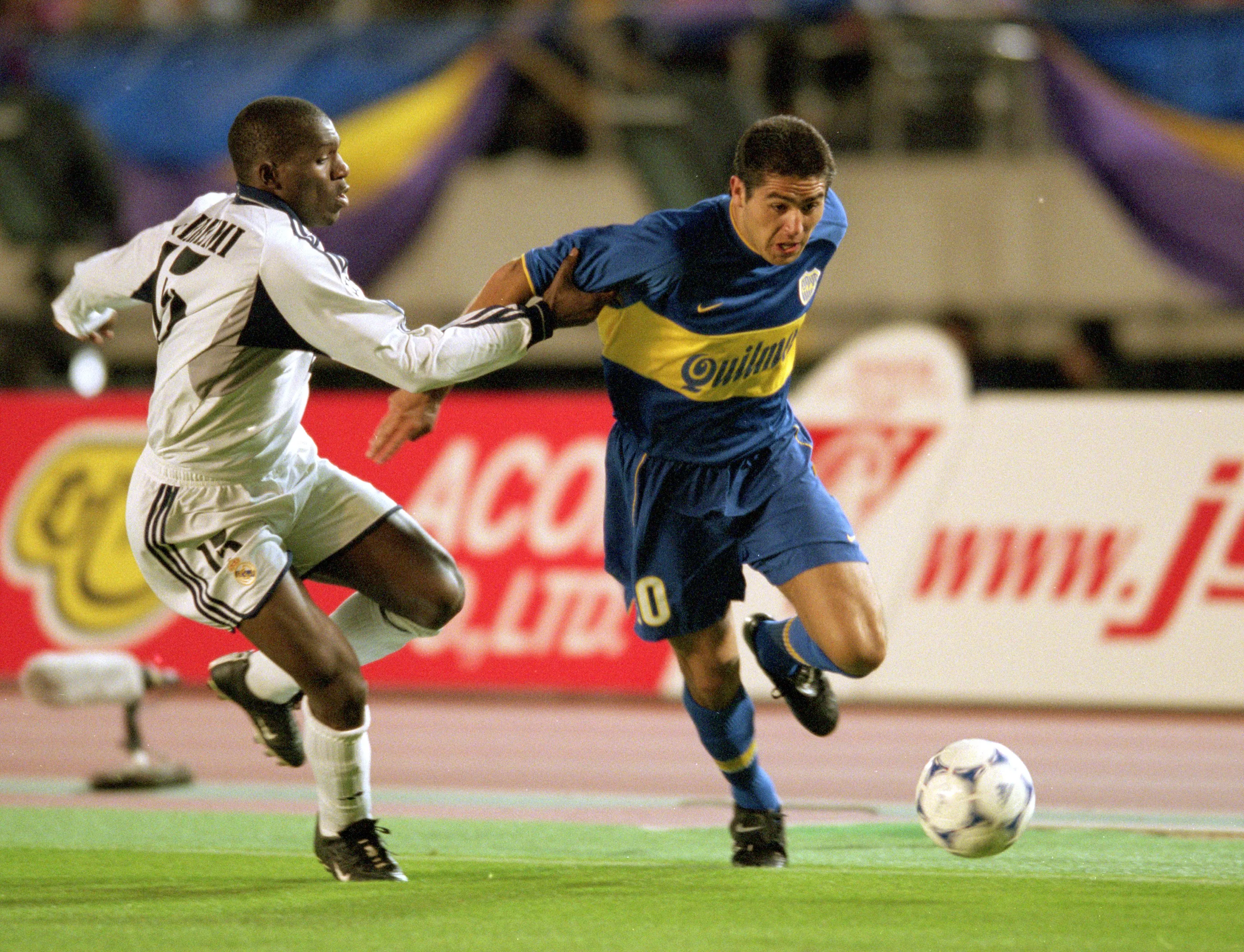 Riquelme vs. Real Madrid en la Copa Intercontinental 2000. (Foto: Getty).