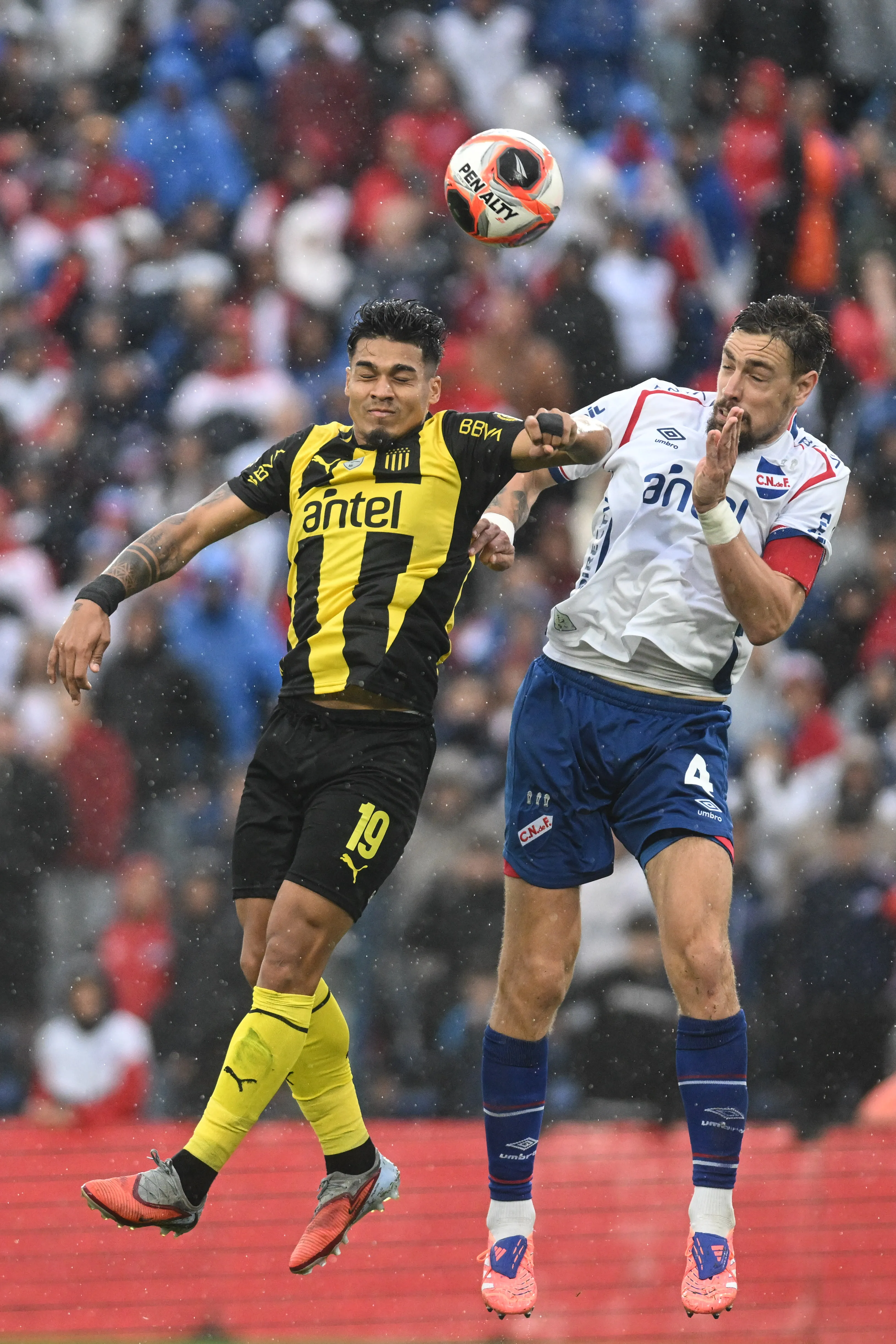 Matías Arezo, delantero de Peñarol que fue ofrecido a Boca. (Guillermo Legaria/Getty Images)