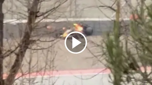 Isack Hadjar chocó en los test de Barcelona.