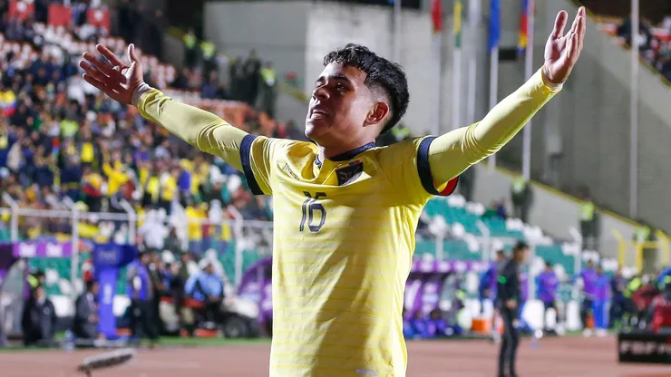 Kendry Páez, con la Selección de Ecuador.