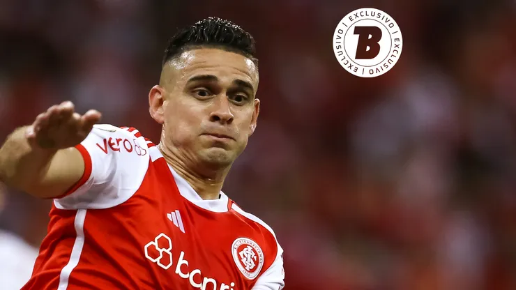 Rafael Santos Borré en Inter de Porto Alegre.