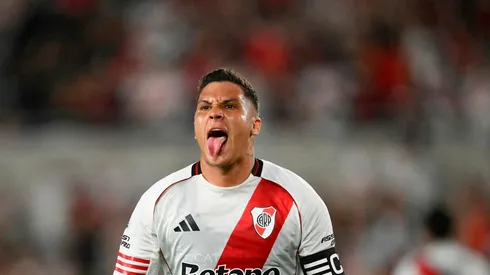 Juanfer Quintero celebra su gol ante Gimnasia.