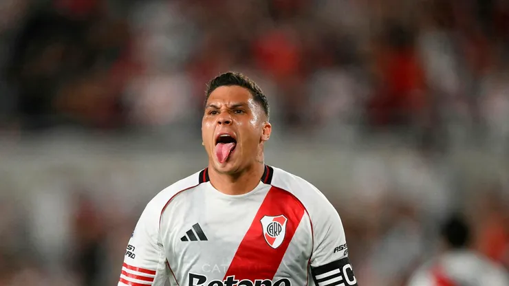 Juanfer Quintero celebra su gol ante Gimnasia.