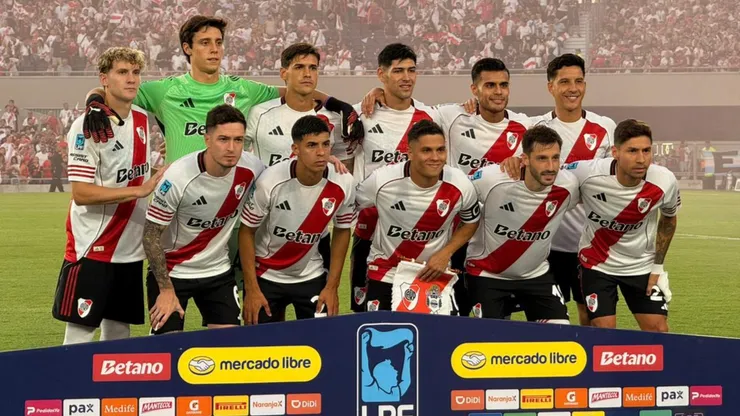 Los once titulares de River ante Gimnasia.