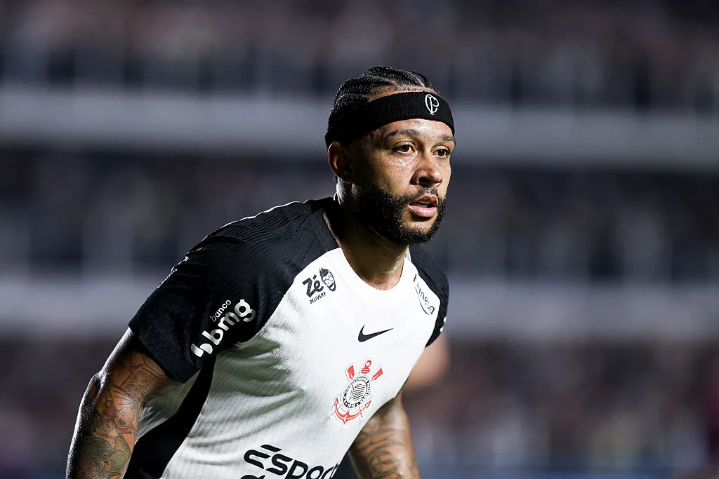 El contrato de Depay tiene deudas millonarias. (Getty)