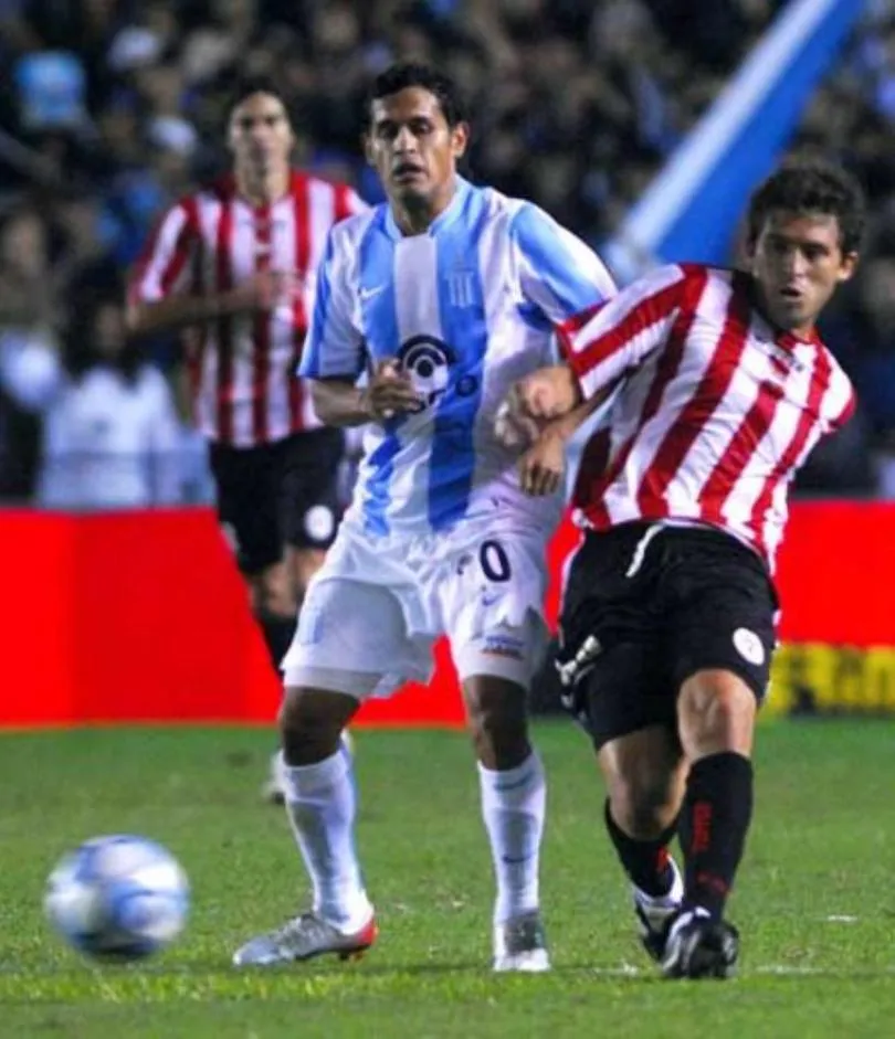 Debutó en Racing, donde estuvo casi diez años. Foto Archivo personal.