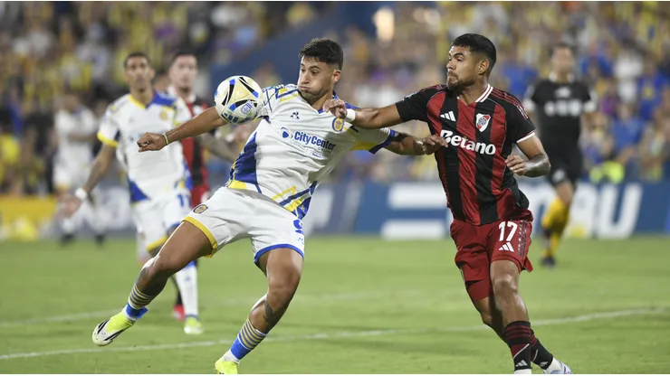 Rosario Central y River chocan en Arroyito.