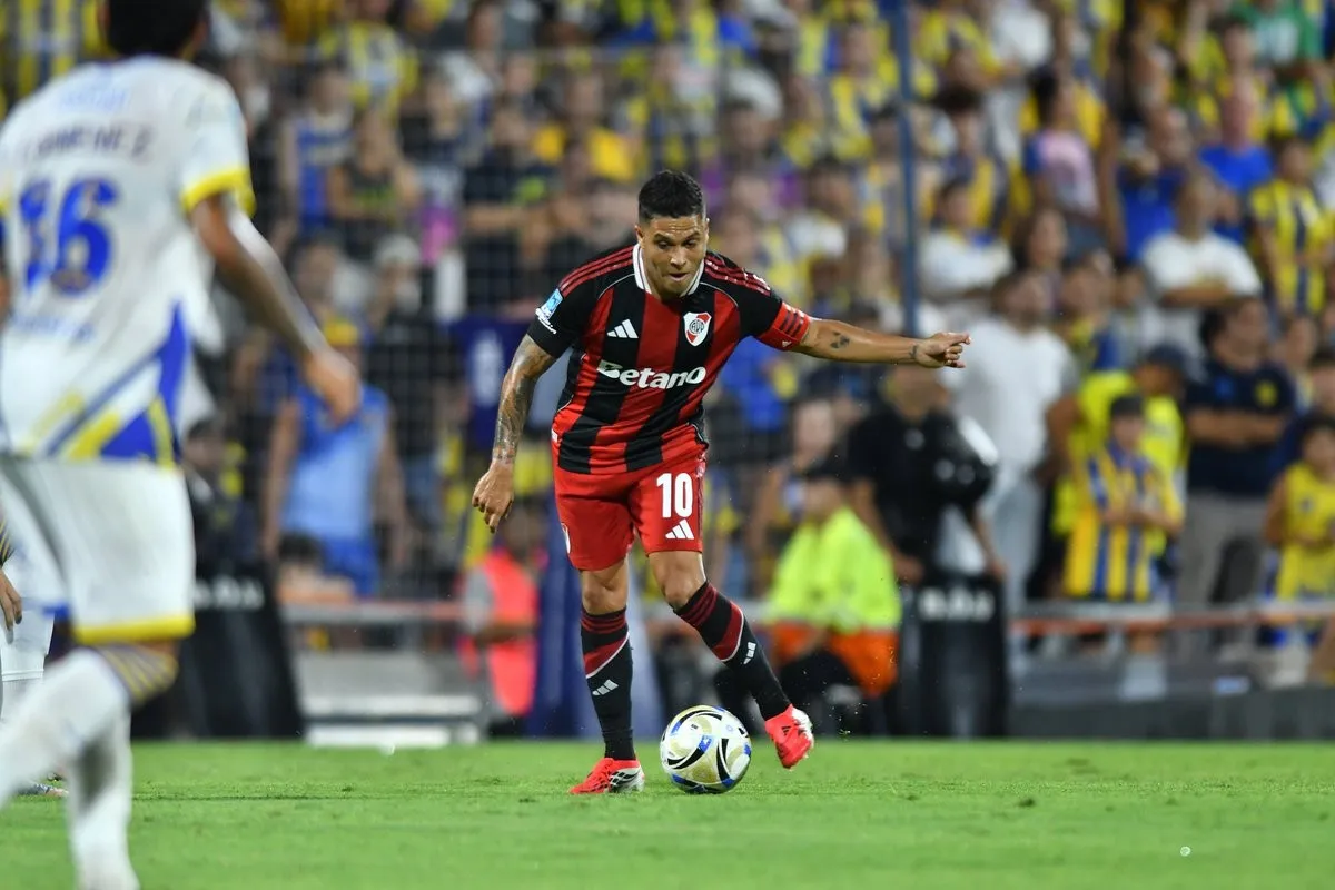 El vistoso Juan Fernando Quintero. (Foto: Prensa River)