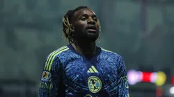 Una ex figura de la Premier League rescindió en México tras 5 meses por racismo contra sus hijos: "Vengan de frente"