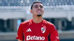 Kendry Páez, a la espera de su debut en River.