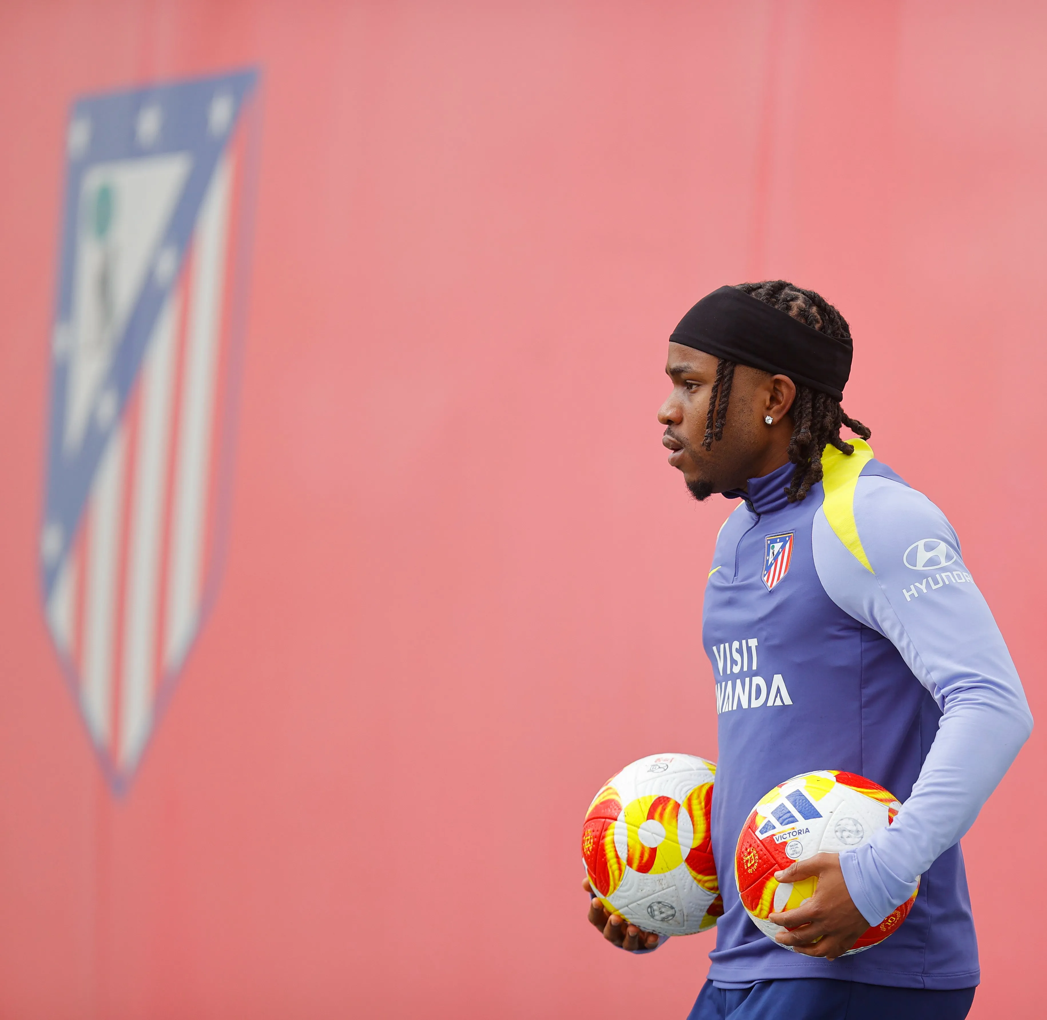 Lookman tuvo su primer entrenamiento en Atlético de Madrid.