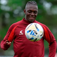 Boca volvió a llamar a Estudiantes y ahora va por Edwuin Cetré