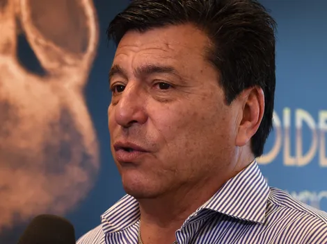 Passarella mostró sus dos medallas de campeón del Mundo