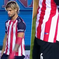 La insólita reacción de Rodrigo Insúa: rompió un vidrio, jugó cortado y no pudo ni sacar los laterales de Barracas Central