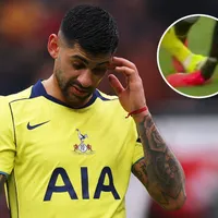 Ni protestó: Cuti Romero se fue expulsado por un planchazo a Casemiro en Tottenham vs. Manchester United