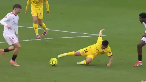 Echeverri ante Sevilla.
