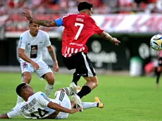 Estudiantes venció a Riestra por la mínima y trepó en el Torneo Apertura