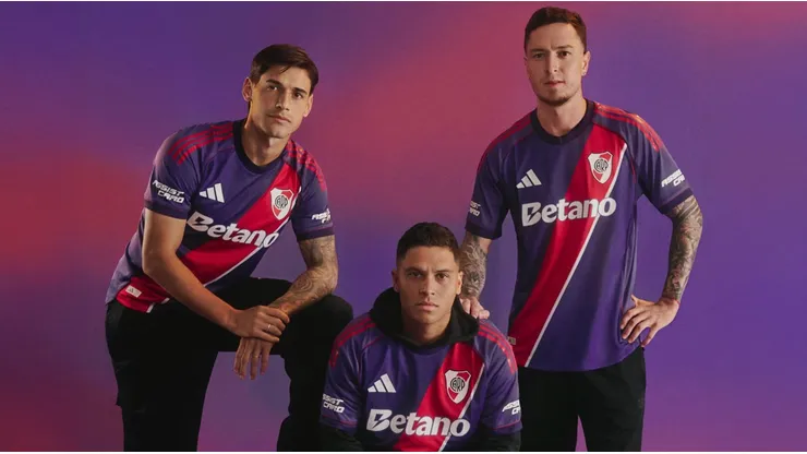 La nueva camiseta violeta de River
