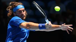 Stefanos Tsitsipas en acción.