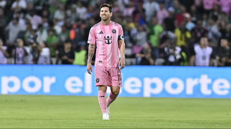Milton Céliz dijo que vio a Lionel Messi tomándose el isquiotibial en el amistoso del Inter Miami vs. Barcelona de Guayaquil.