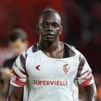 Más problemas para Boca: Athletico Paranaense volvió a la carga por Cetré