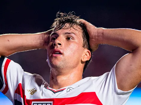 Gonzalo Tapia falló un gol insólito en el triunfo de São Paulo ante Grêmio