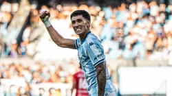 Santiago Solari festeja su gol en la victoria de Racing por 2-1 ante Argentinos Juniors.