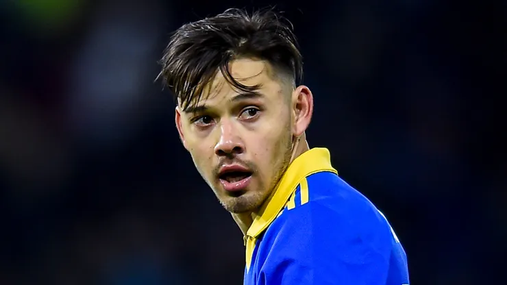 Óscar Romero vuelve al fútbol argentino.