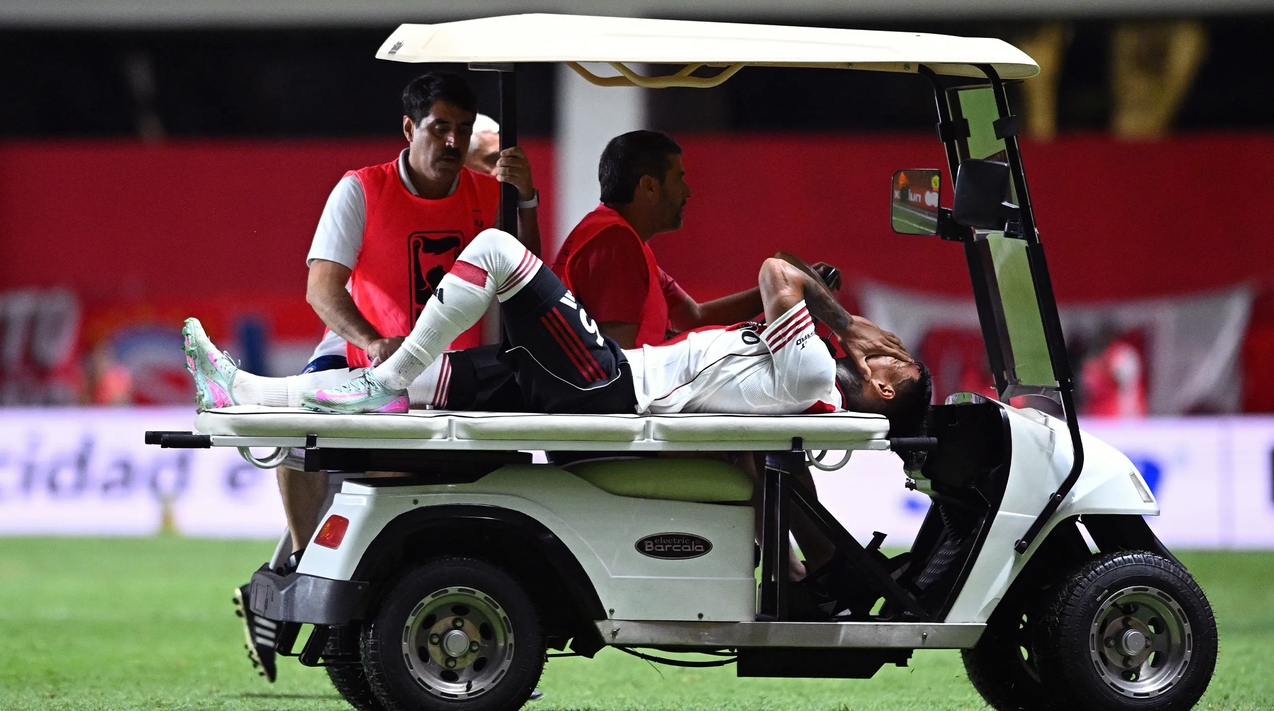 Juan Portillo se retiró lesionado. (Getty Images)
