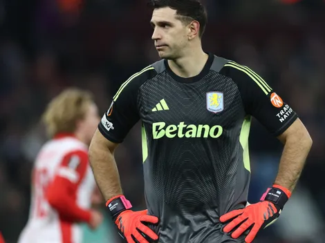 Tras sufrir una multa de 6 millones, el Aston Villa de Dibu Martínez volvería a ser sancionado por UEFA