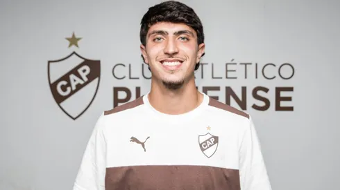 Mateo Mendía, defensor de Boca cedido en Platense.