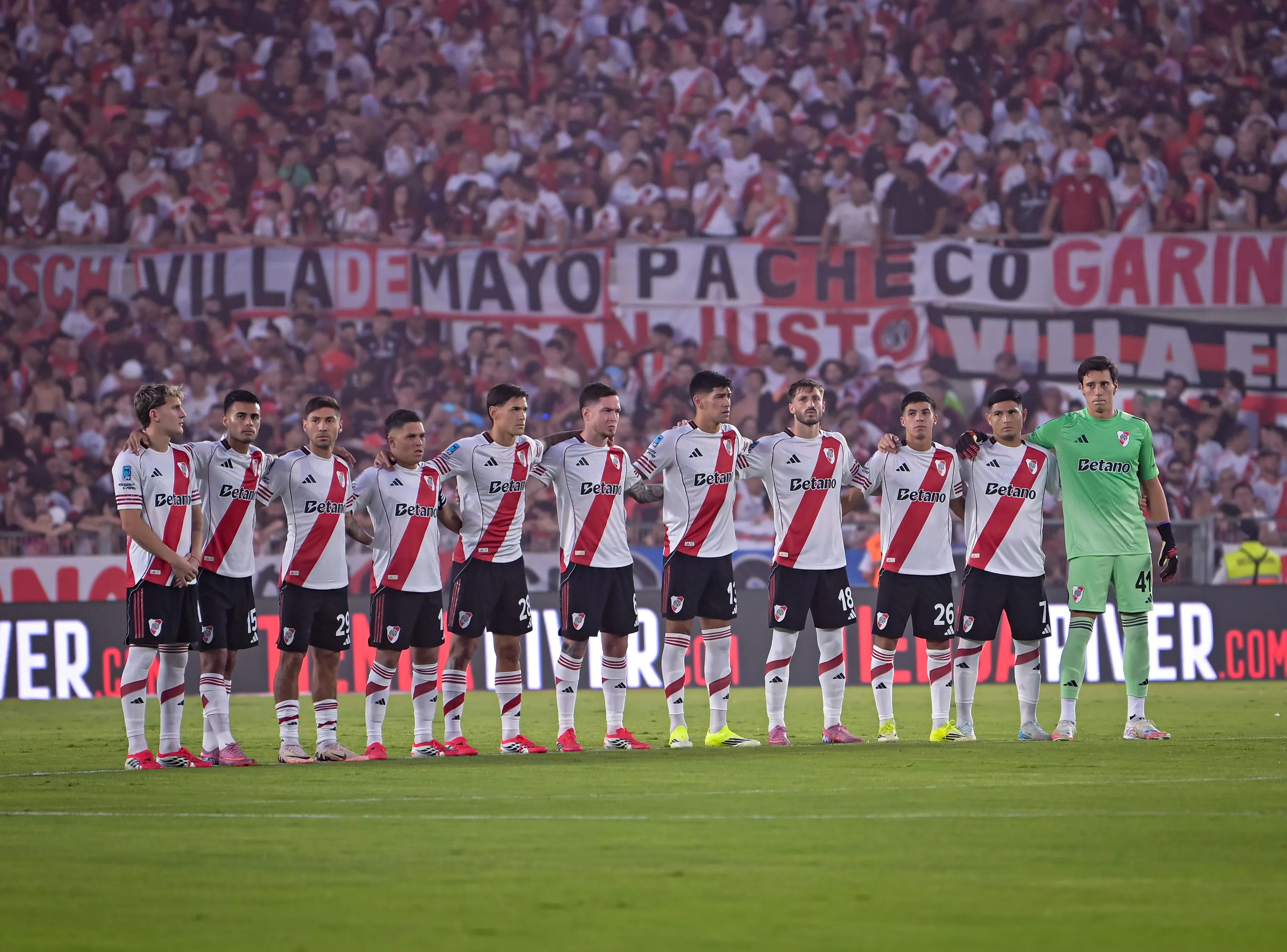Los jugadores de River en el Estadio Monumental. (Getty Images)