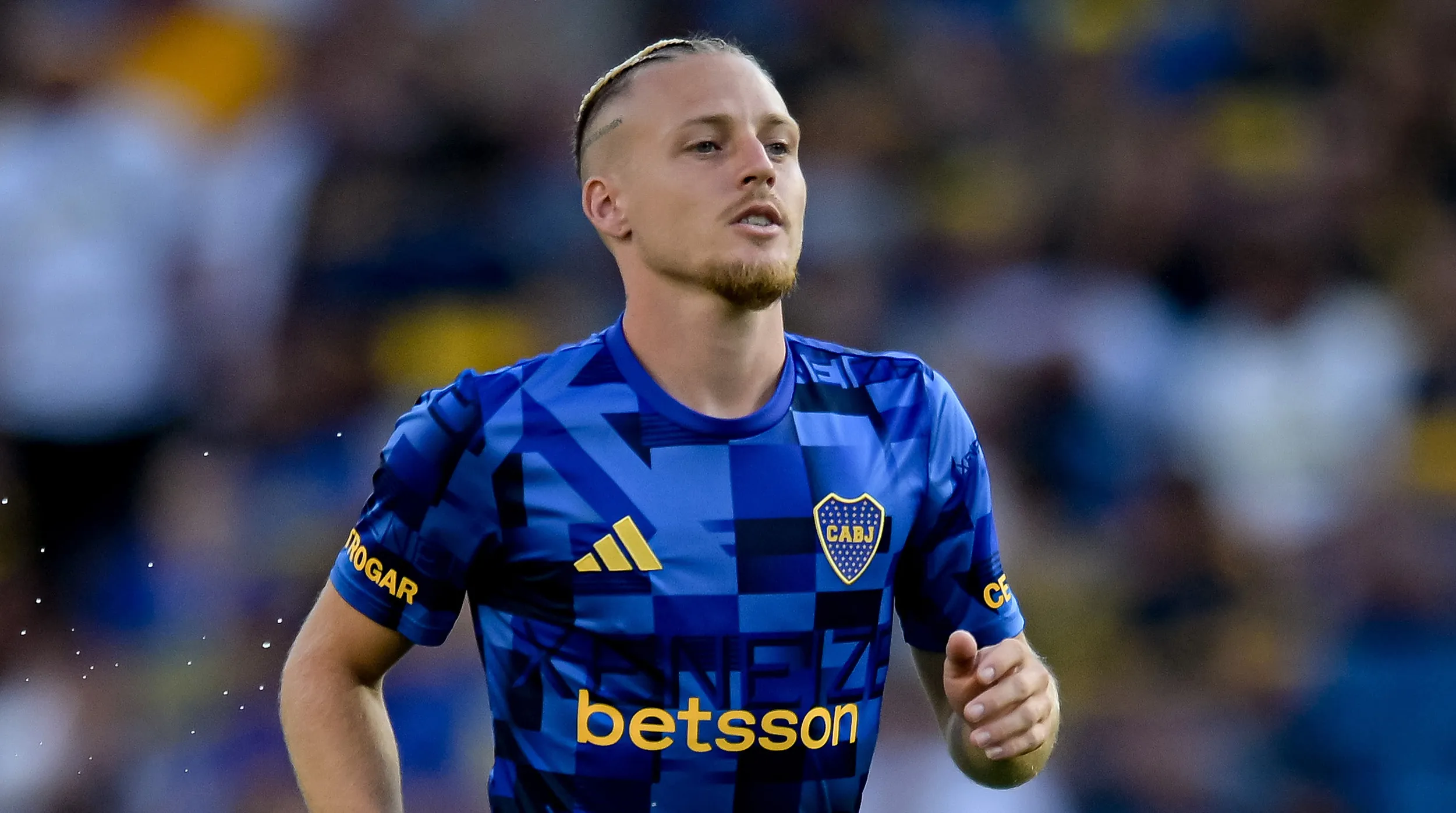 Santiago Ascacibar, mediocampista de Boca.