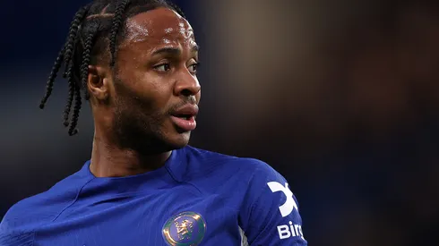 Para que Raheem Sterling pudiera jugar, su nuevo club cambió de país