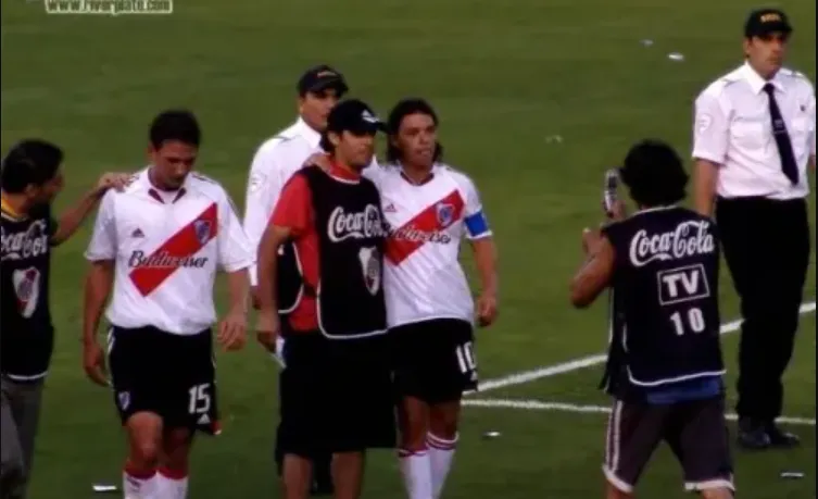 Jonathan Santana junto a Marcelo Gallardo en River. (LPM Archivo).