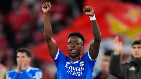 Vinícius, el protagonista dentro y fuera de la cancha de una noche escandalosa en Lisboa.